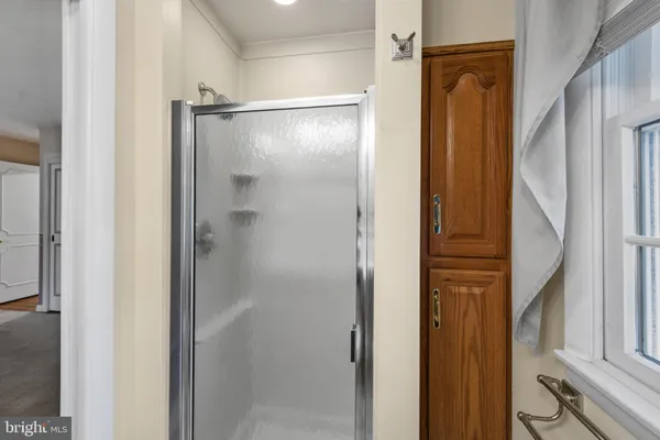 $610,000 | 105 Vernon Lane, Yardley, PA 19067