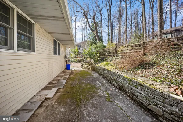 $610,000 | 105 Vernon Lane, Yardley, PA 19067