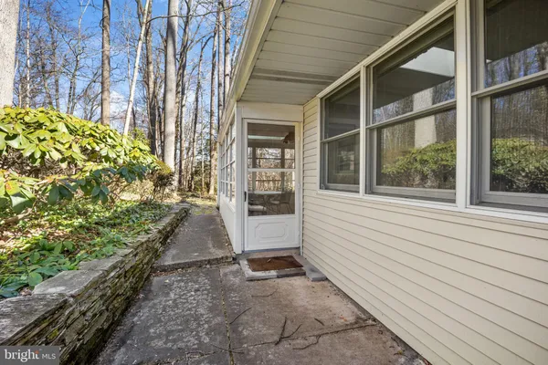 $610,000 | 105 Vernon Lane, Yardley, PA 19067