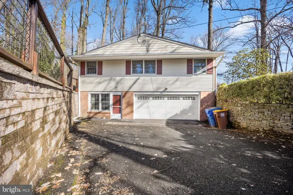 $610,000 | 105 Vernon Lane, Yardley, PA 19067