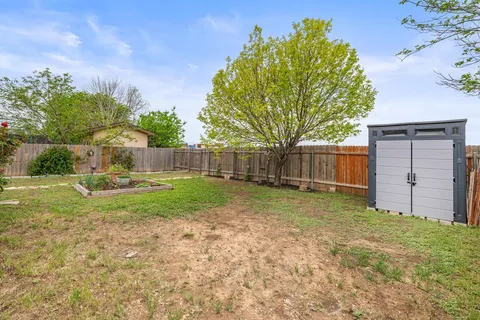 $679,500 | 8616 Ipswich Bay Drive, Austin, TX 78747