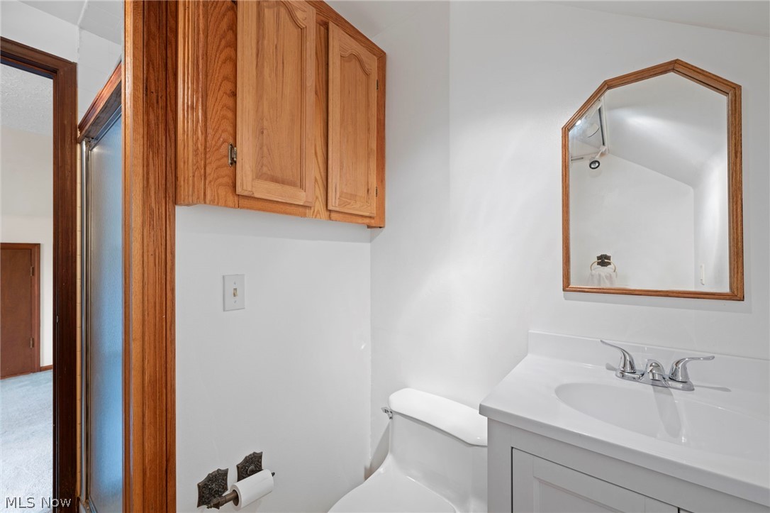 10889 Wilson Mills Road Chardon, OH 44024 - Photo 37 of 50 3rd Flr Full Bath