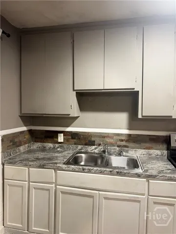 $1,700 | 634 Kline Street, Savannah, GA 31415