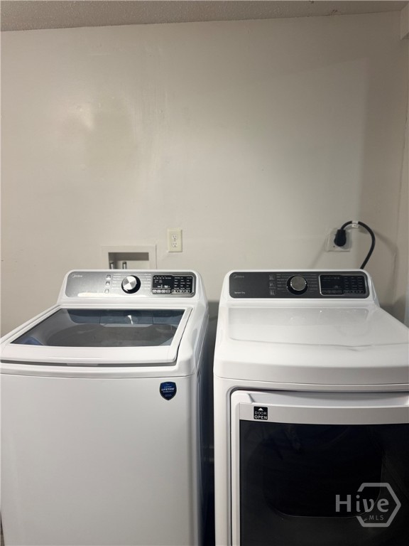 634 Kline Street Savannah, GA 31415 - Photo 26 of 28 Laundry