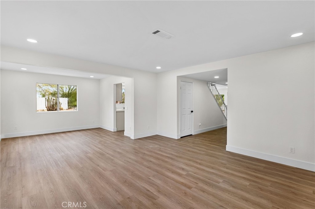 10880 Valley Drive Riverside, CA 92505 - Photo 5 of 40