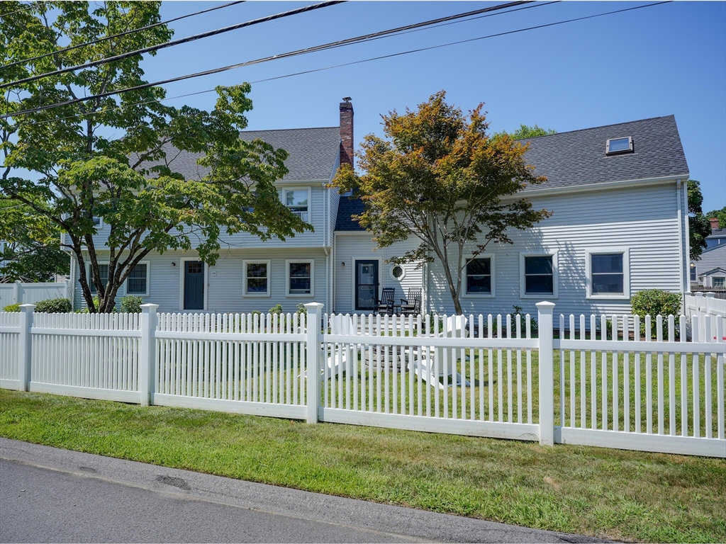 19 Mohawk Road Burlington, MA 01803 - Photo 1 of 42 Gallery Image 1
