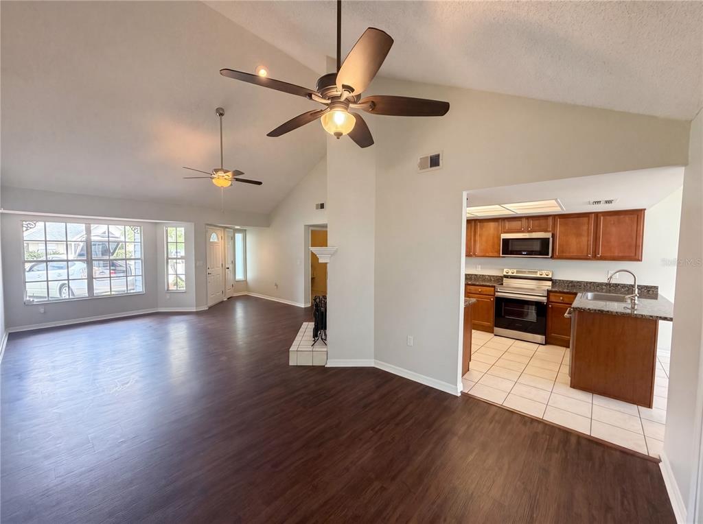 7221 Hideaway Trail New Port Richey, FL 34655 - Photo 9 of 34