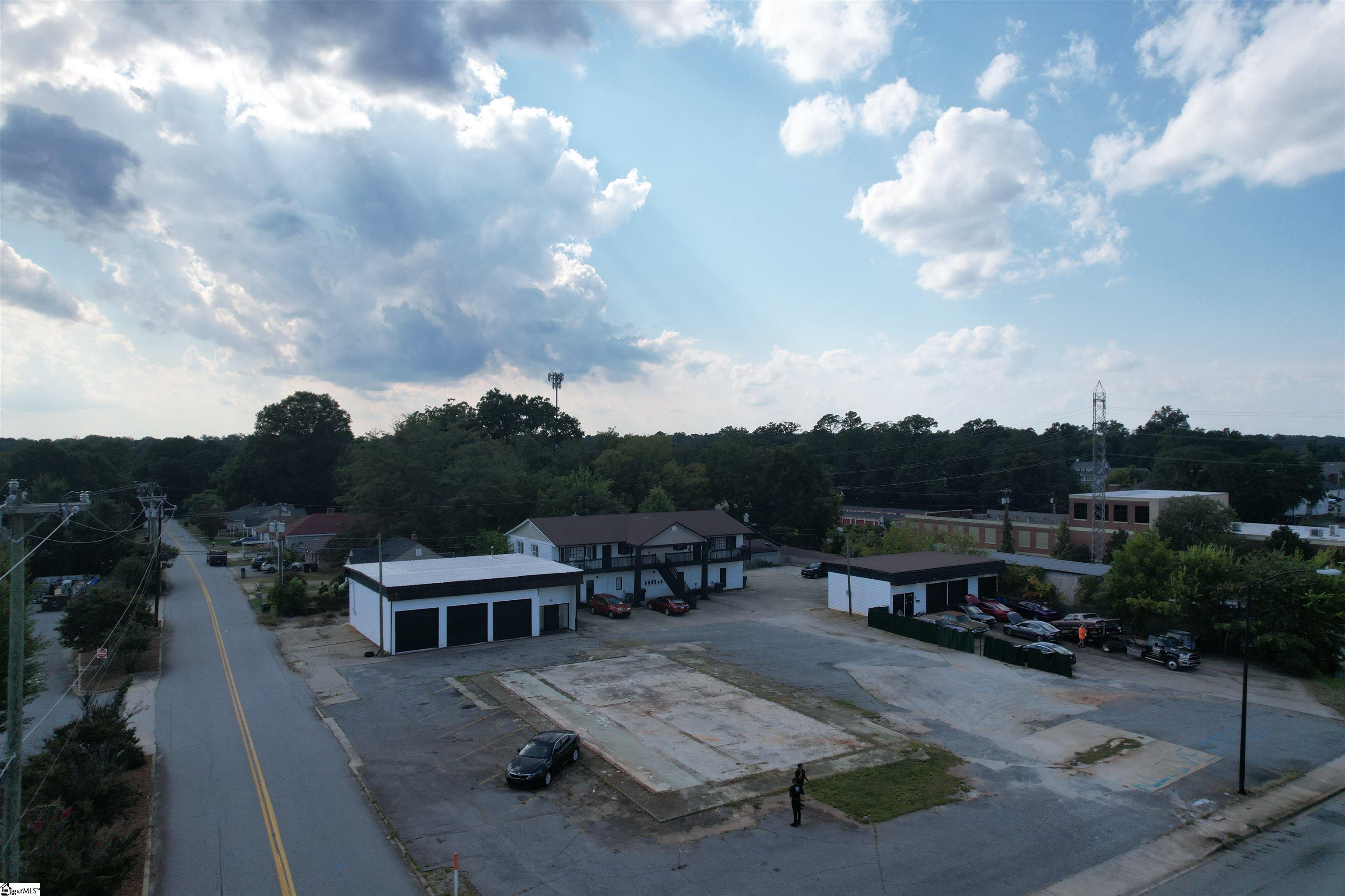 1603 North Main Street Anderson, SC 29621 - Photo 5 of 32
