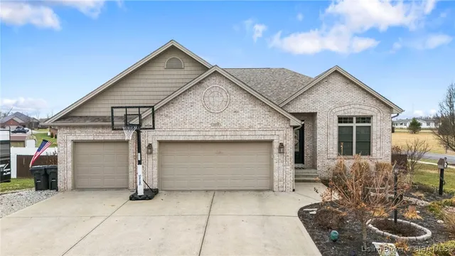 $479,900 | 2039 West Galway Trail South, Madison, IN 47250