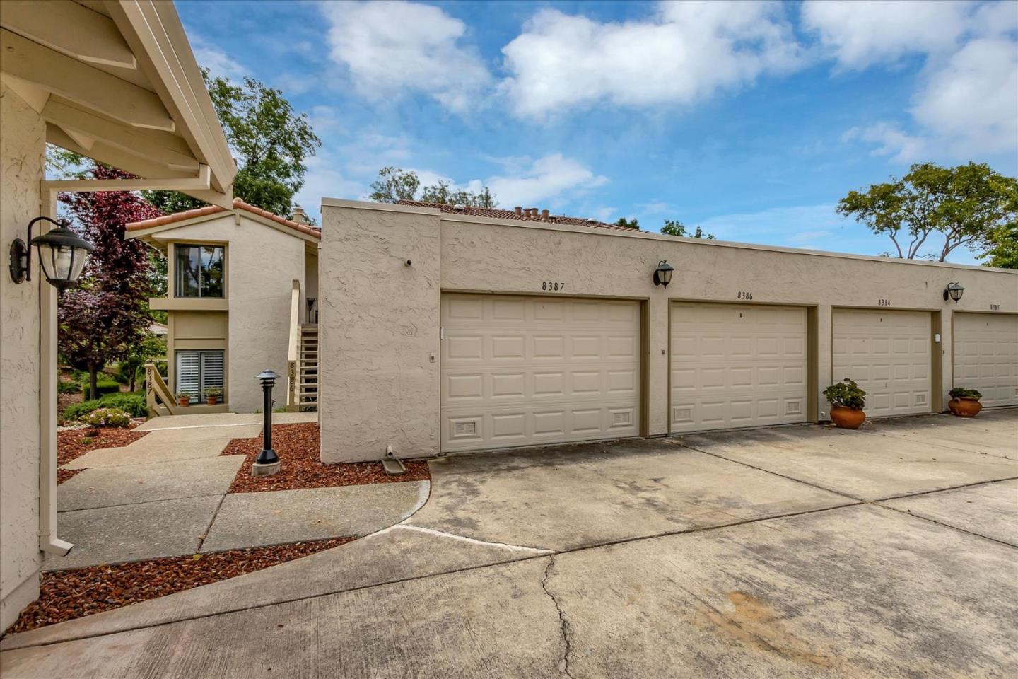 8387 Riesling Way San Jose, CA 95135 - Photo 38 of 52 a view of a garage
