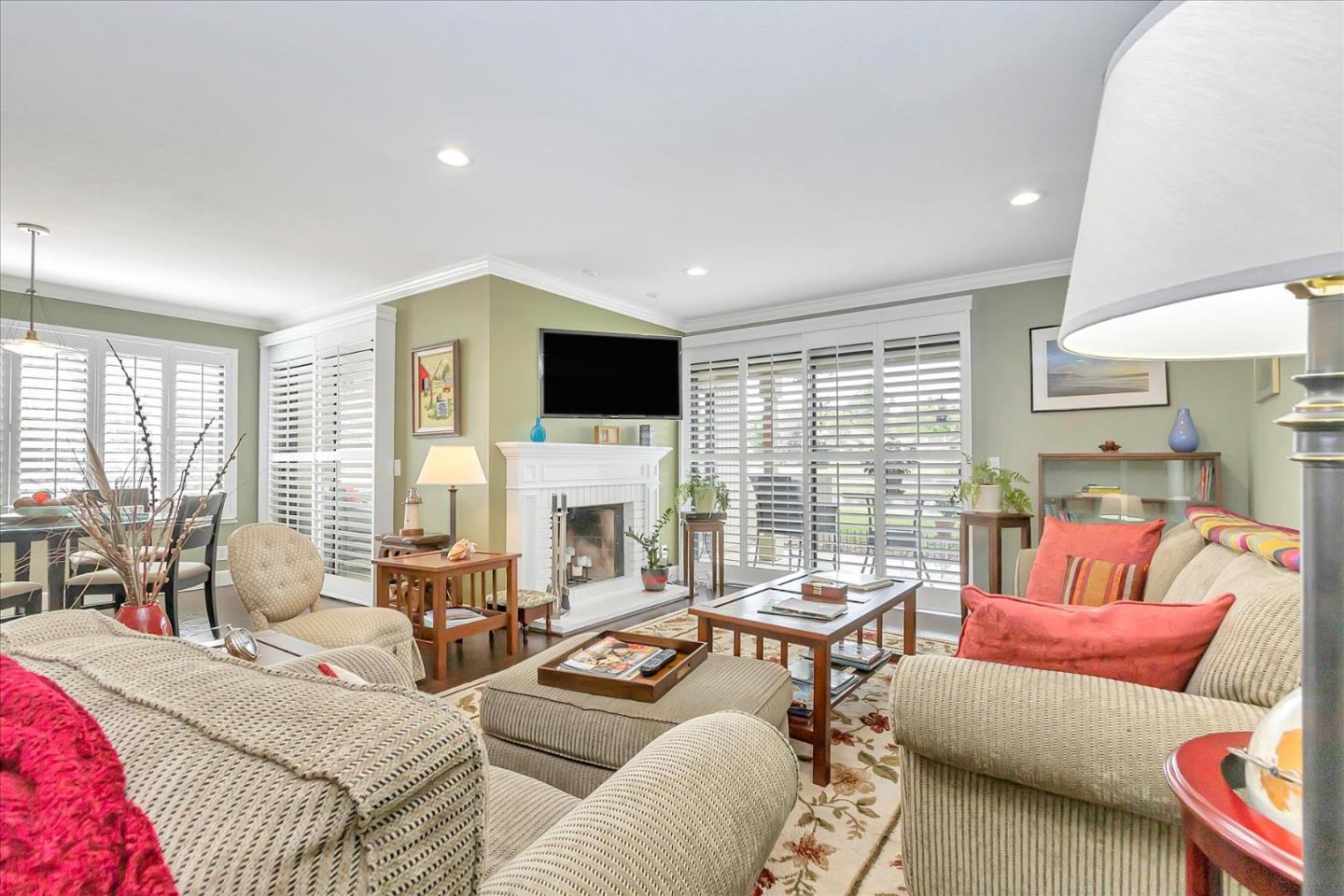 8387 Riesling Way San Jose, CA 95135 - Photo 7 of 52 a living room with furniture and a large window