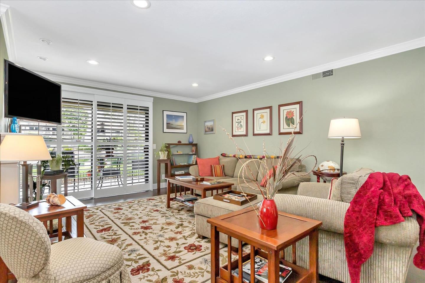8387 Riesling Way San Jose, CA 95135 - Photo 9 of 52 a living room with furniture and a flat screen tv