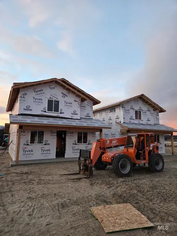 $549,000 | 10 North Crk Way, Cascade, ID 83611