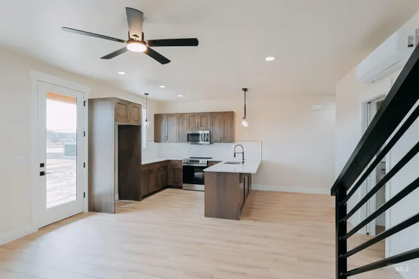 $549,000 | 10 North Crk Way, Cascade, ID 83611