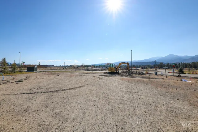 $549,000 | 10 North Crk Way, Cascade, ID 83611