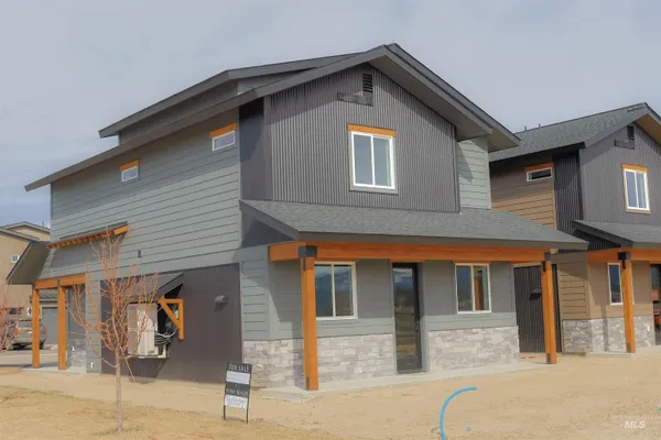 $549,000 | 10 North Crk Way, Cascade, ID 83611