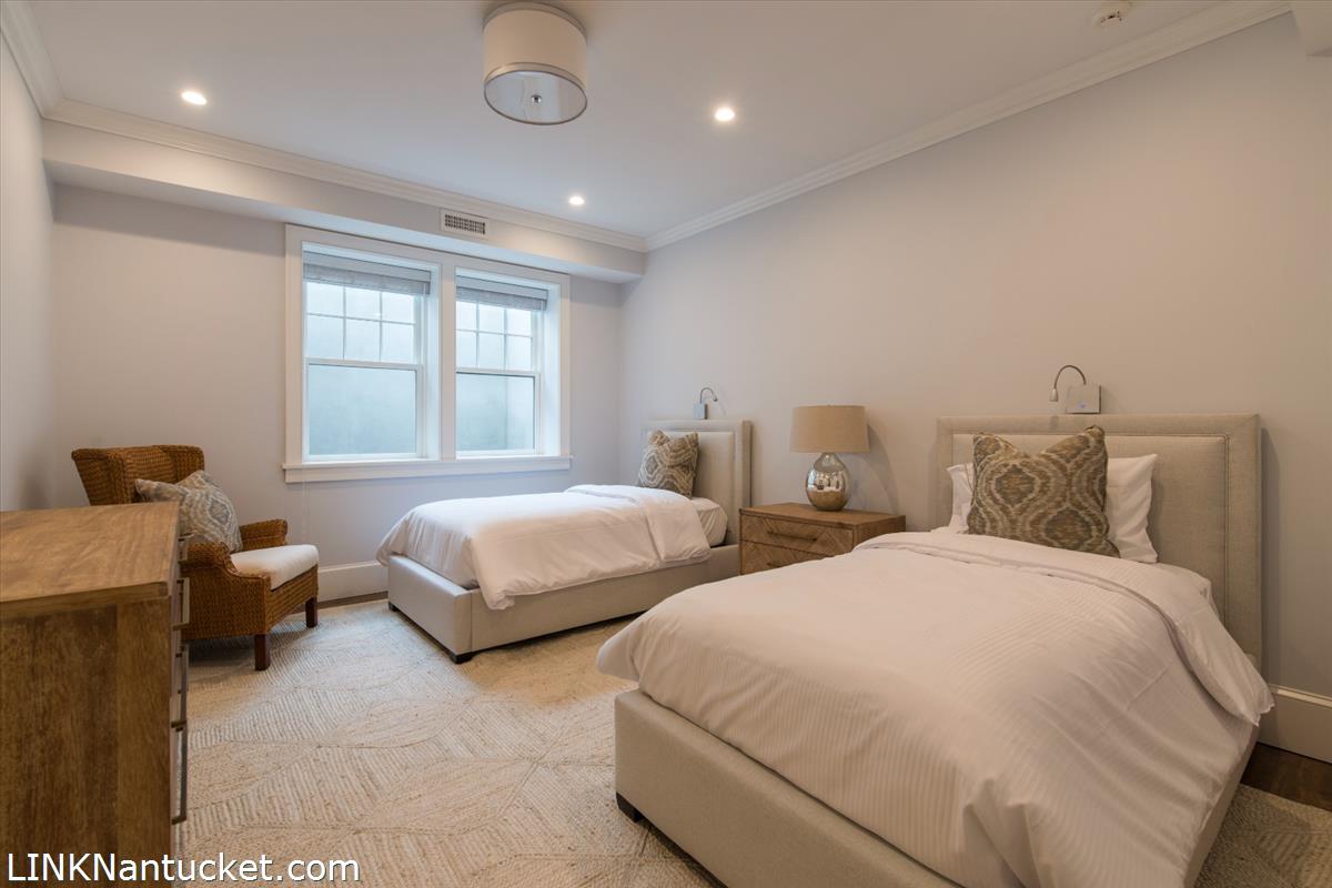 10 Monomoy Creek Road Nantucket, MA 02554 - Photo 31 of 36 Gallery Image 31