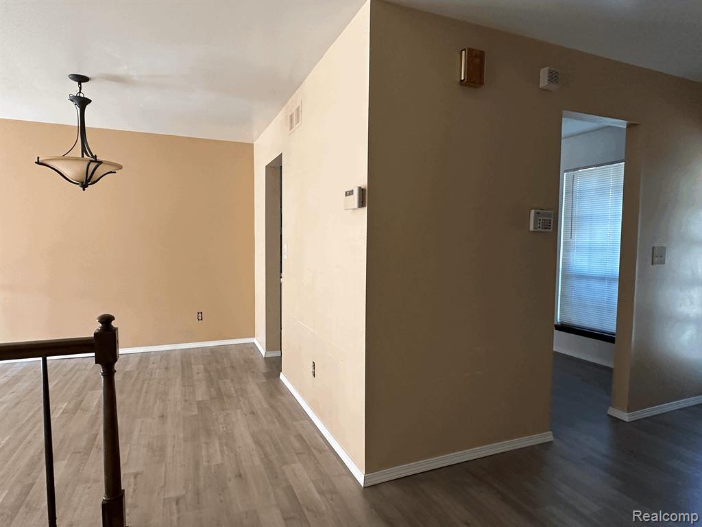 24726 Chalk Farm Road West Warren, MI 48091 - Photo 29 of 49
