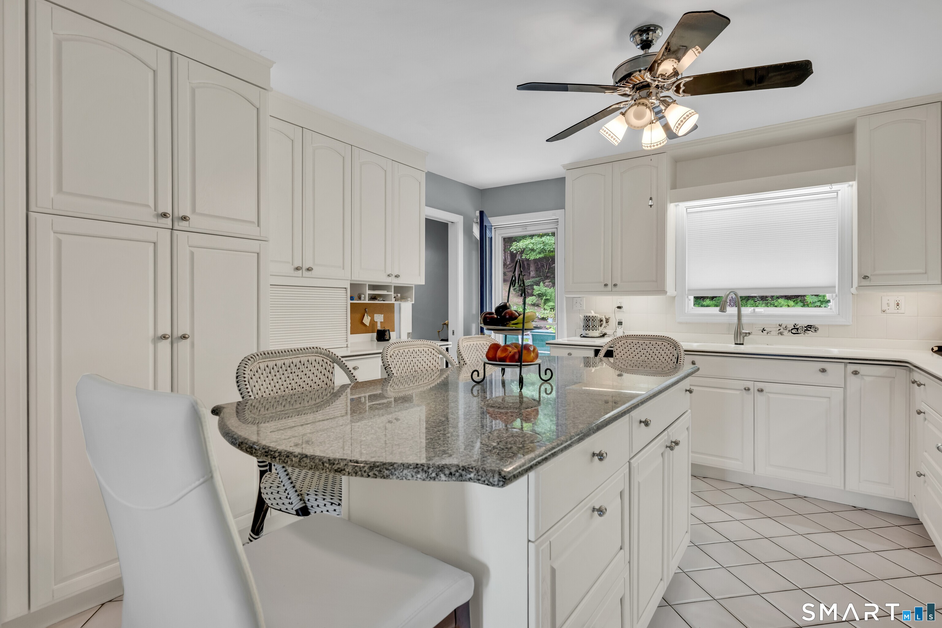 9 Mountain Road Barkhamsted, CT 06065 - Photo 11 of 32