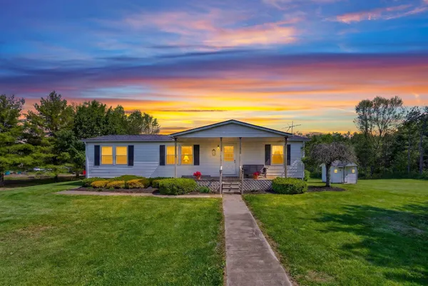$317,000 | 21240 River Road, Circleville, OH 43113