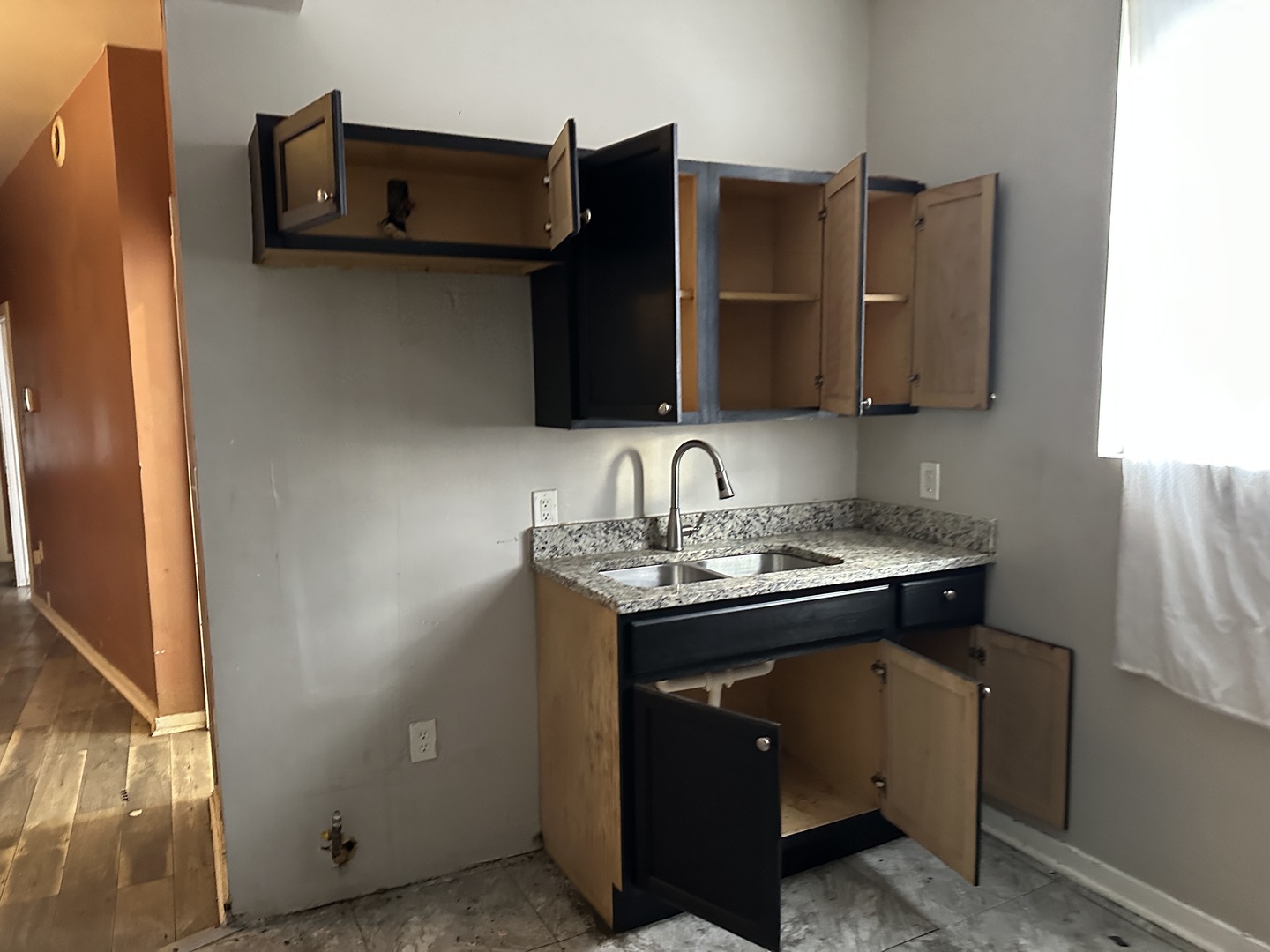 7216 South Green Street Chicago, IL 60621 - Photo 2 of 19