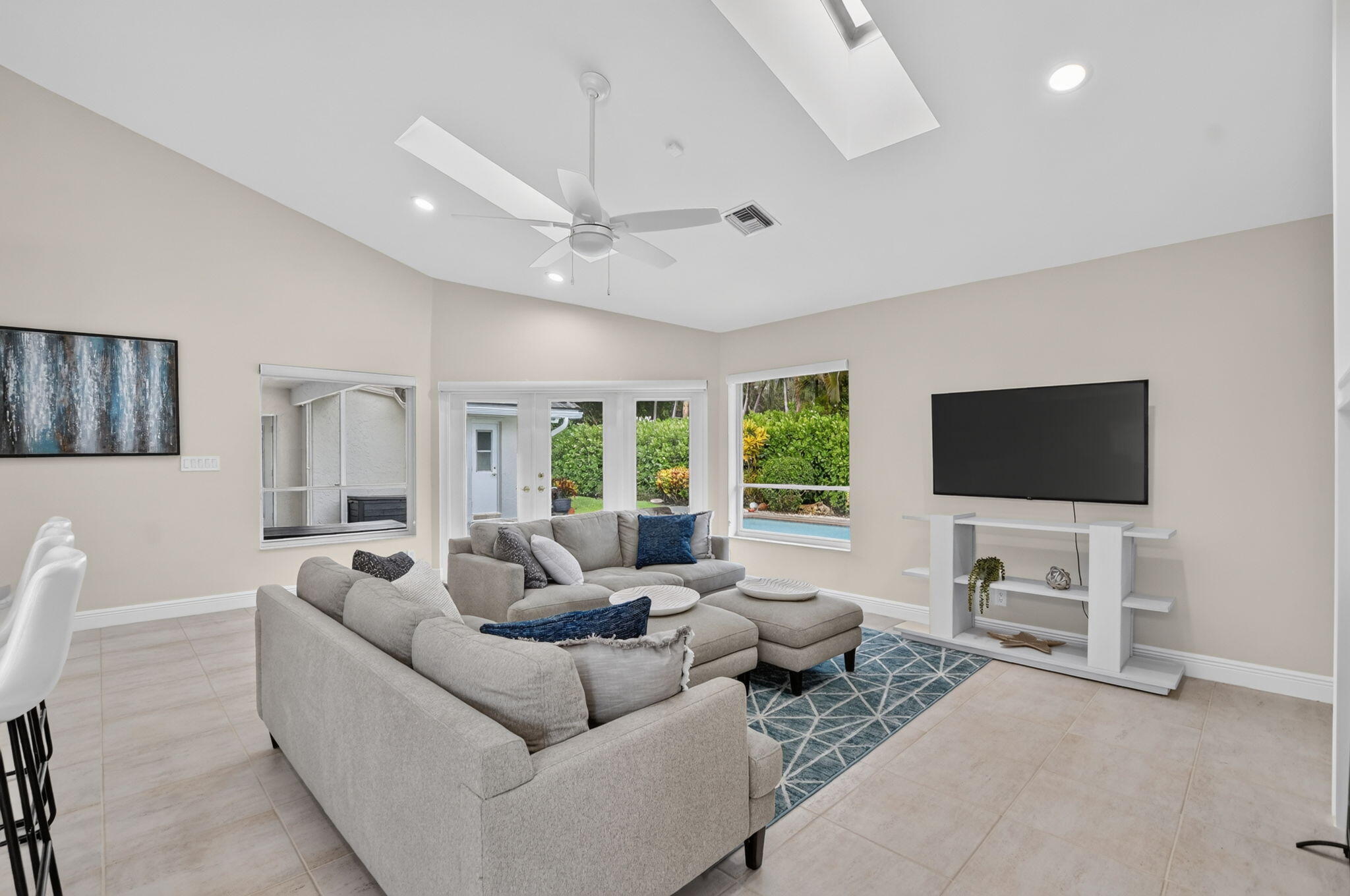 4480 Northwest 28th Avenue Boca Raton, FL 33434 - Photo 24 of 71 Entertainment Space