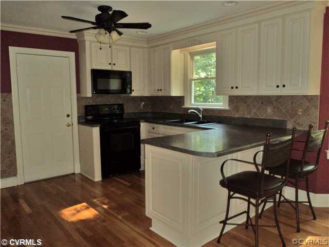 14521 Benefice Ridge Chesterfield, VA 23838 - Photo 9 of 24 Kitchen