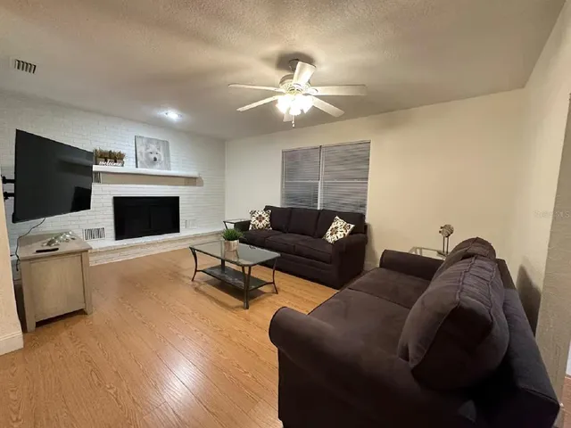 $2,500 | 5229 Northeast 56th Street, High Springs, FL 32643