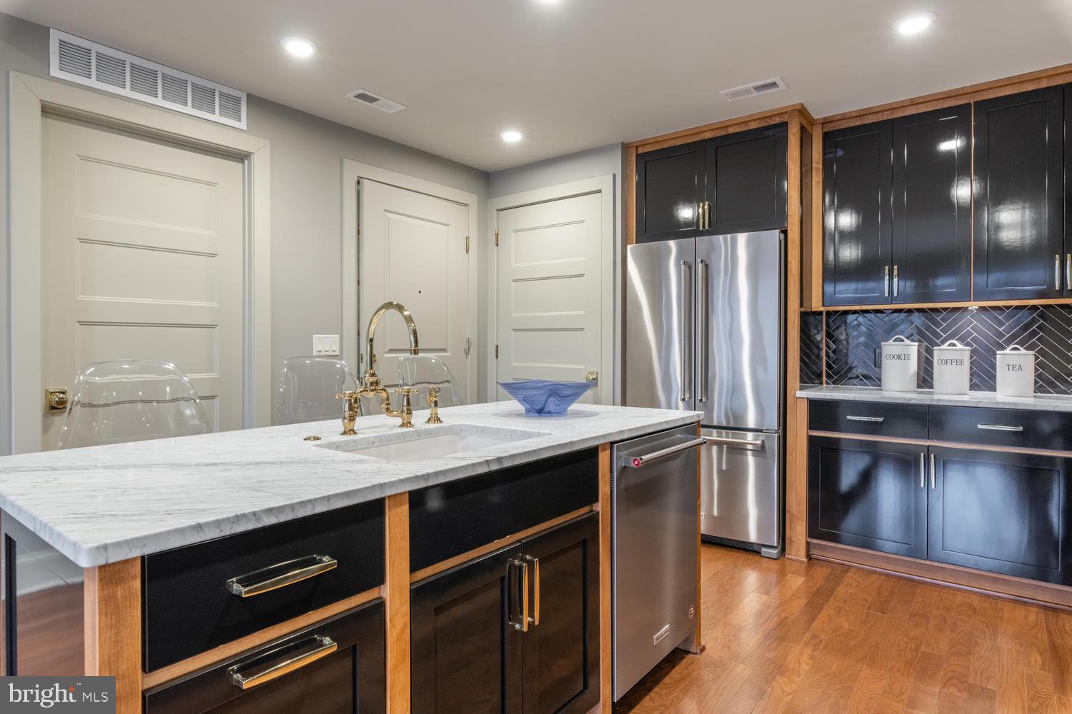 1301 H Street Northeast, Unit PH7 Washington, DC 20002 - Photo 4 of 32