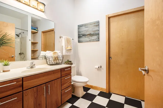 $228,000 | 222 North Kalamazoo Mall, Unit 290, Kalamazoo, MI 49007