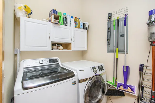 $228,000 | 222 North Kalamazoo Mall, Unit 290, Kalamazoo, MI 49007