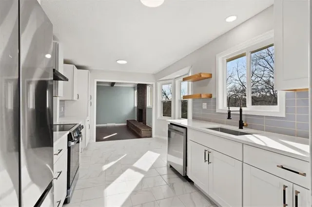 $325,000 | 8404 Willow Way, Raytown, MO 64138