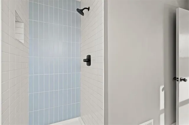 $325,000 | 8404 Willow Way, Raytown, MO 64138