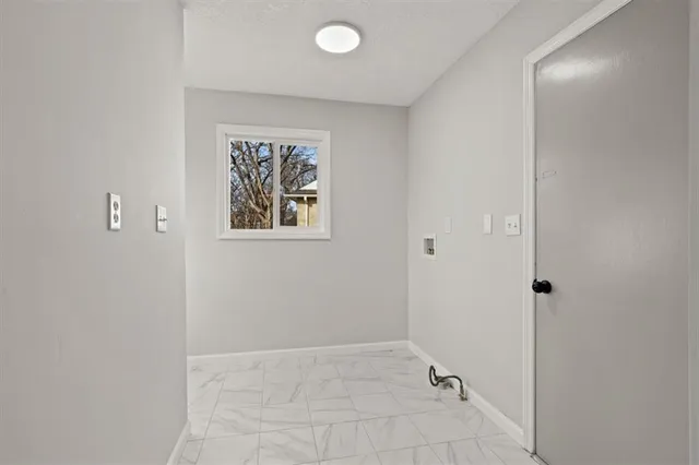 $325,000 | 8404 Willow Way, Raytown, MO 64138