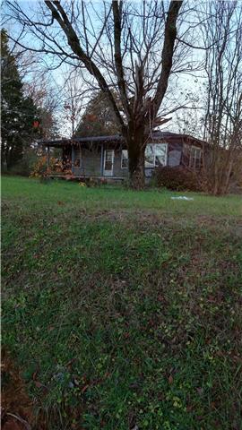 633 Old Huntsville Road Fayetteville, TN 37334 - Photo 4 of 4 This 1,332 sq. ft. home on the property has been vacant for several years and will need to be torn down.