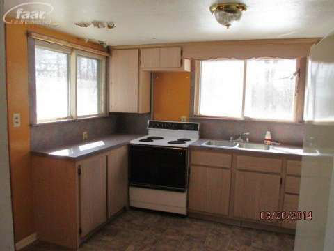 1302 East Stanley Road Mount Morris, MI 48458 - Photo 11 of 18 20397864-10.JPG