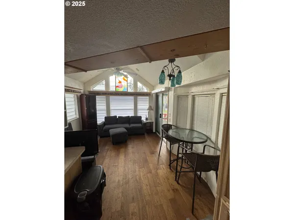 $125,000 | 28800 Salmon River Highway, Grand Ronde, OR 97347