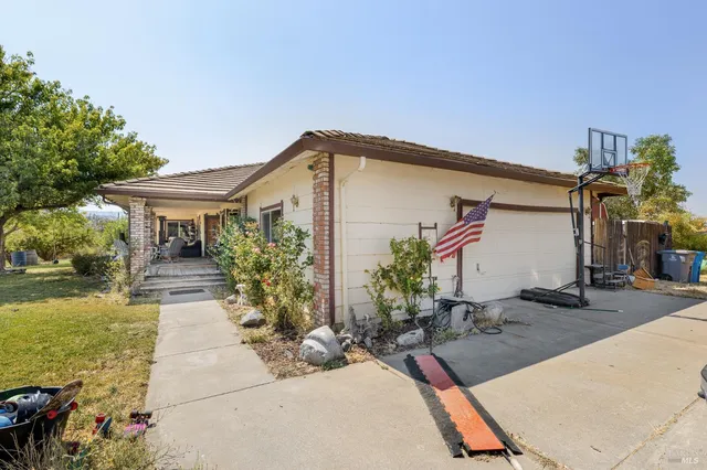 $999,000 | 4043 Norman Court, Vacaville, CA 95688
