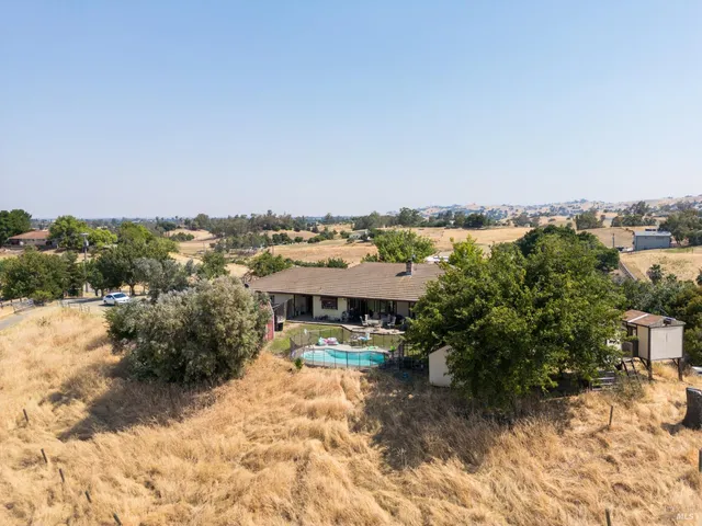 $999,000 | 4043 Norman Court, Vacaville, CA 95688