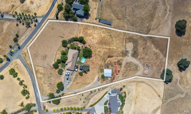 $999,000 | 4043 Norman Court, Vacaville, CA 95688