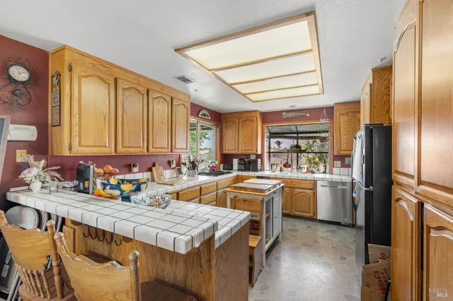 $999,000 | 4043 Norman Court, Vacaville, CA 95688