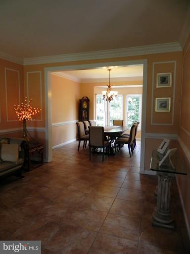 9371 River Crest Road Manassas, VA 20110 - Photo 13 of 30 Dining Room