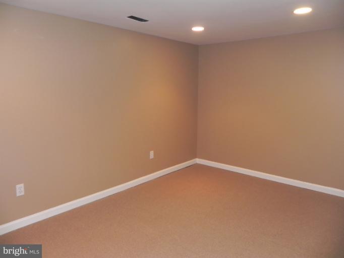 9371 River Crest Road Manassas, VA 20110 - Photo 25 of 30 Basement