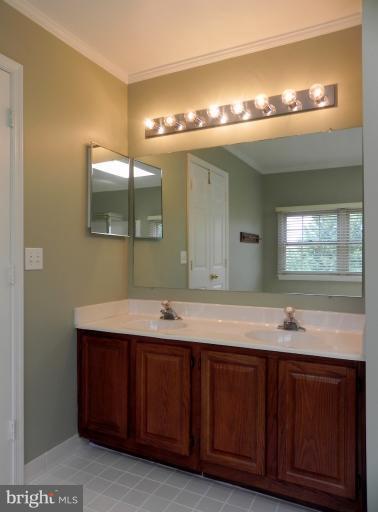 9371 River Crest Road Manassas, VA 20110 - Photo 10 of 30 Bath (Master)