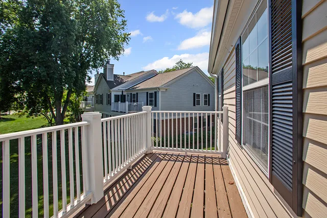 $334,990 | 109 Rob Roy Lane, Unit C, Prospect Heights, IL 60070