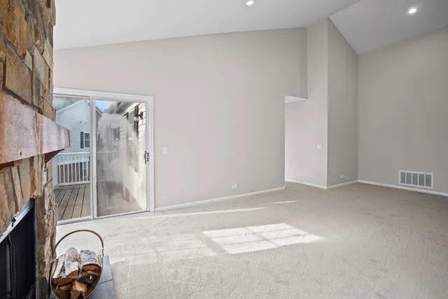 $334,990 | 109 Rob Roy Lane, Unit C, Prospect Heights, IL 60070