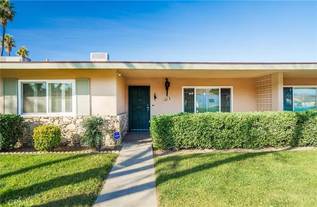 $182,000 | 601 South Palm Avenue, Unit B, Hemet, CA 92543