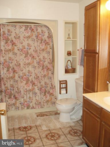 4811 Breezy Point Road Chesapeake Beach, MD 20732 - Photo 7 of 28 Bath