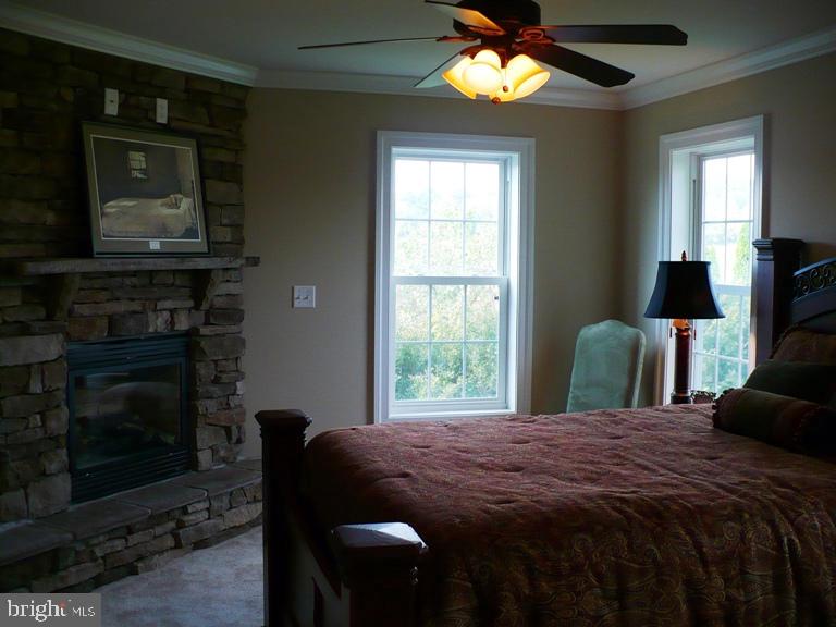 1453 Campus Road Elizabethtown, PA 17022 - Photo 11 of 21 Gallery Image 11