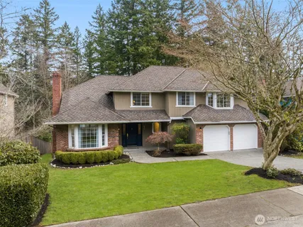 $1,628,000 | 4260 246th Place Southeast, Sammamish, WA 98029